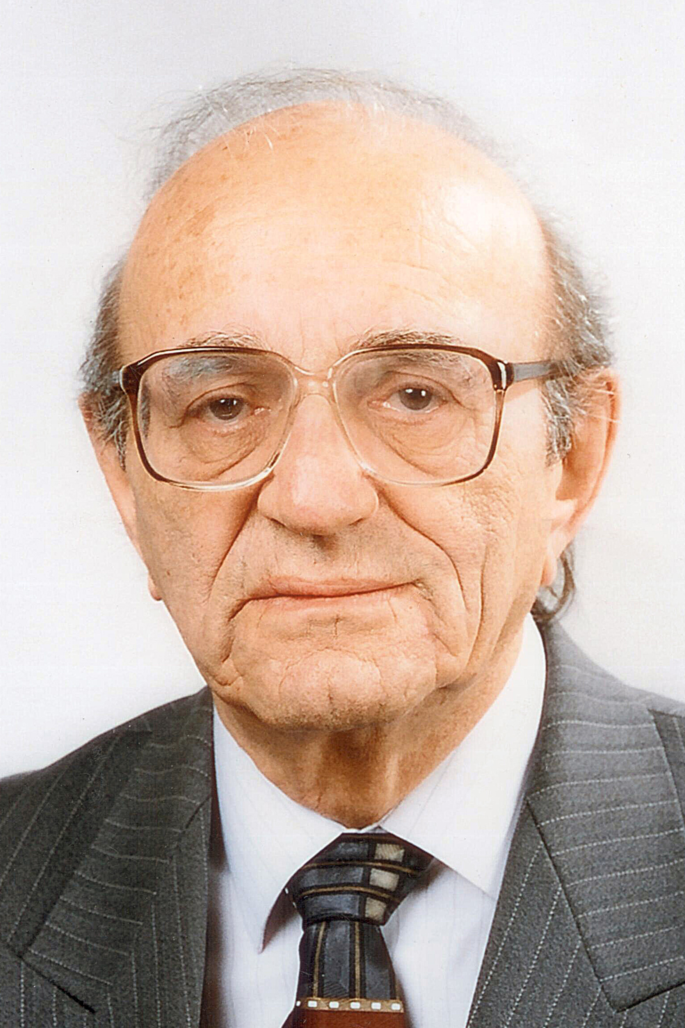 На 87 году ушел из жизни замечательный человек, член-корресподент РАЕН, доктор медицинских наук, профессор, Заслуженный врач Российской Федерации