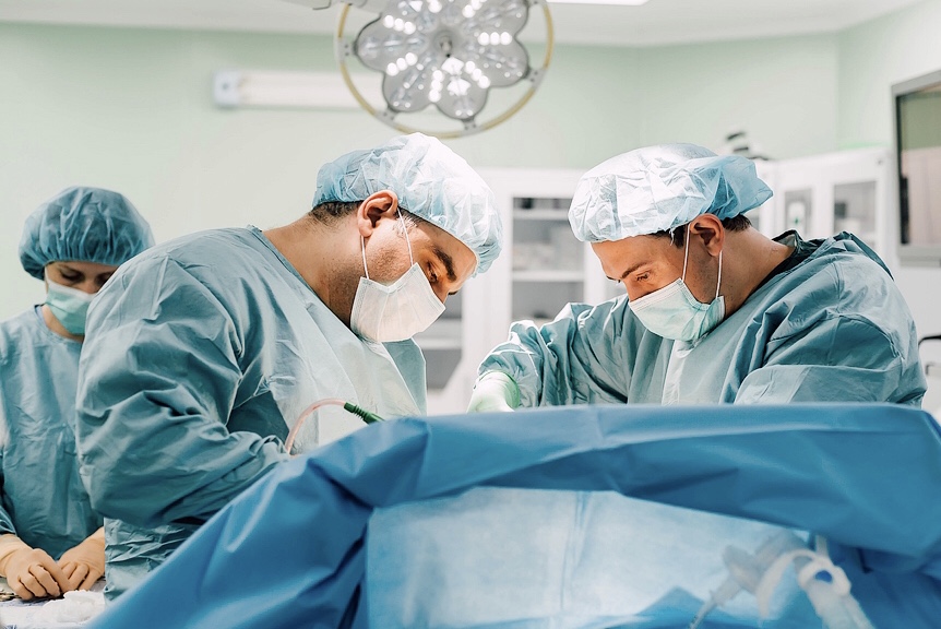 Хирурги «Медицинского города» прооперировали тюменца с гигантской опухолью 