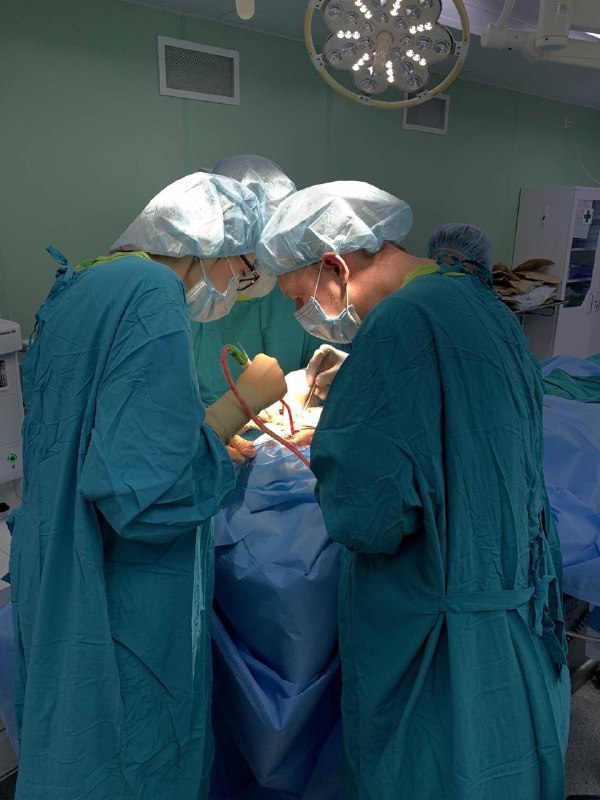 Хирурги Медицинского города выполнили уникальную для Тюменской области реконструктивную операцию