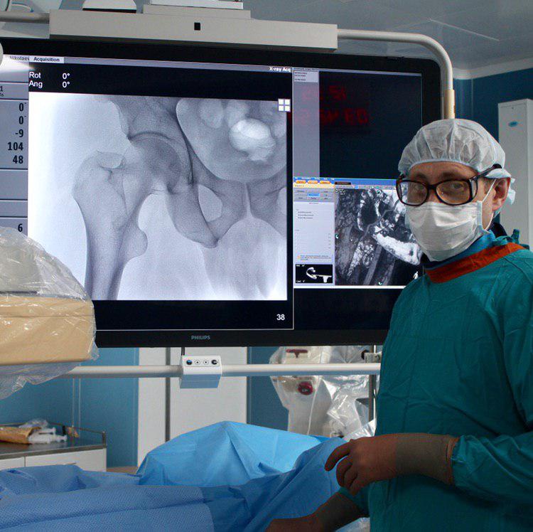 В Медицинском городе открылась суперсовременная гибридная операционная	