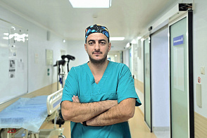 В Медицинском городе провели редкую комбинированную операцию 73-летнему пациенту